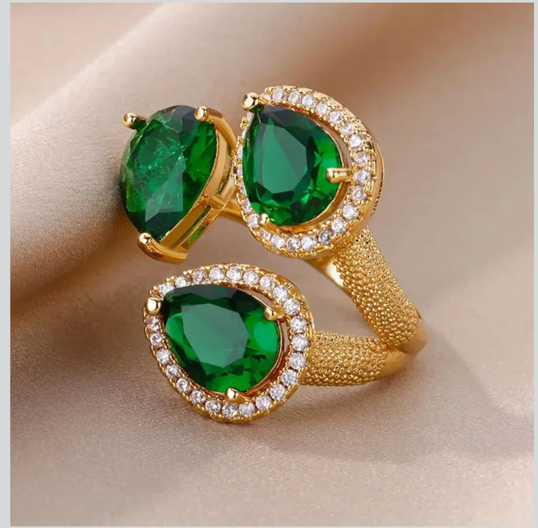 Bague a perle émeraude vert