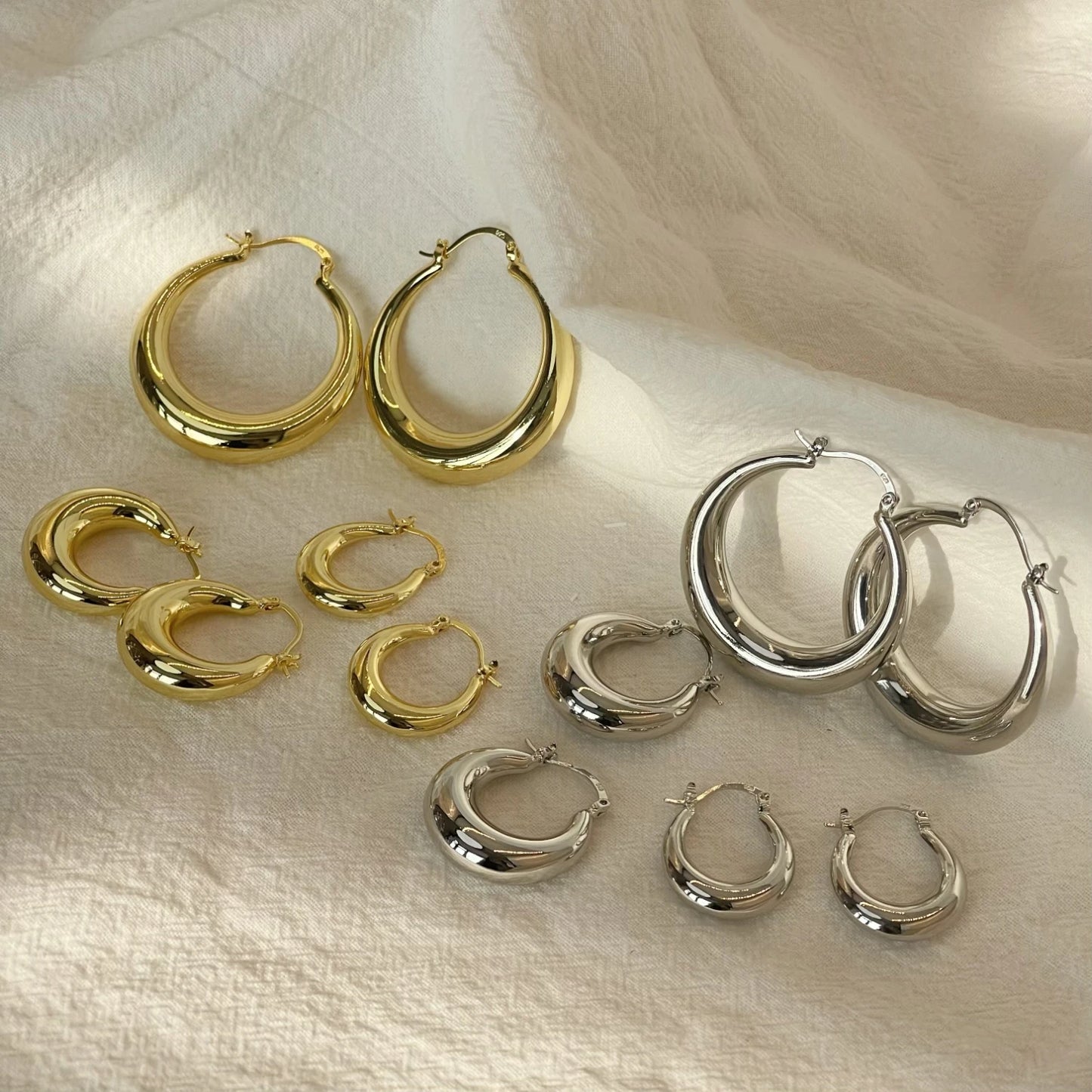 Boucles d'oreilles créoles rondes, lisses et raffinées, style 2024, en acier inoxydable, pour femmes et jeunes filles, idéales pour les mariages et les fêtes.