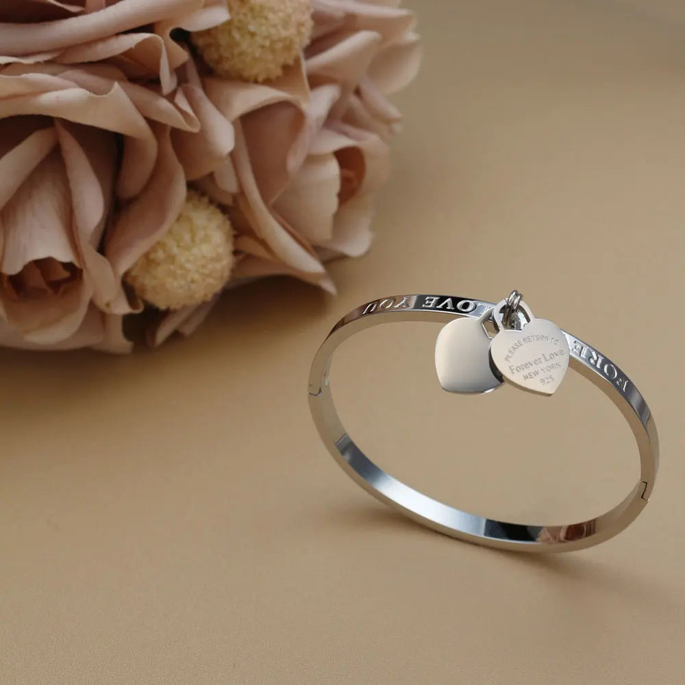 Bracelets et joncs classiques tendance en acier inoxydable doré Bracelet double cœur pêche