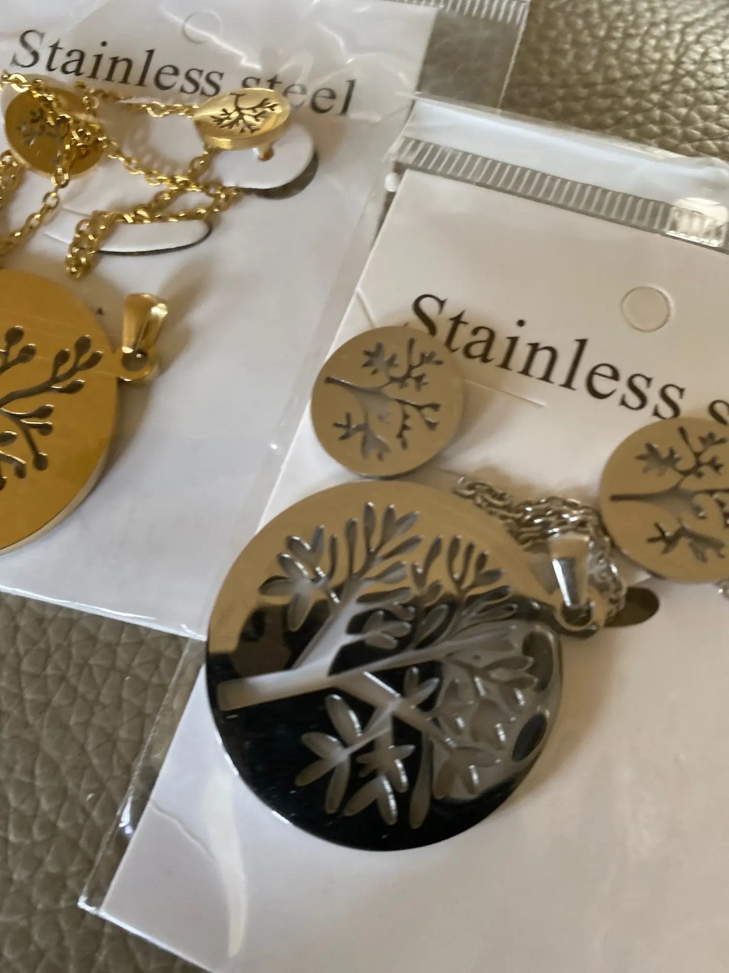 LUXUKISSKIDS Grandes Breloques Arbre de Vie Dubaï Ensembles de Bijoux Dorés pour Femme/Homme Hippie Ensemble Pendentif Rond Collier Boucles d'Oreilles Punk