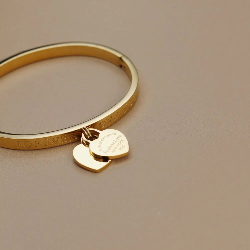 Bracelets et joncs classiques tendance en acier inoxydable doré Bracelet double cœur pêche