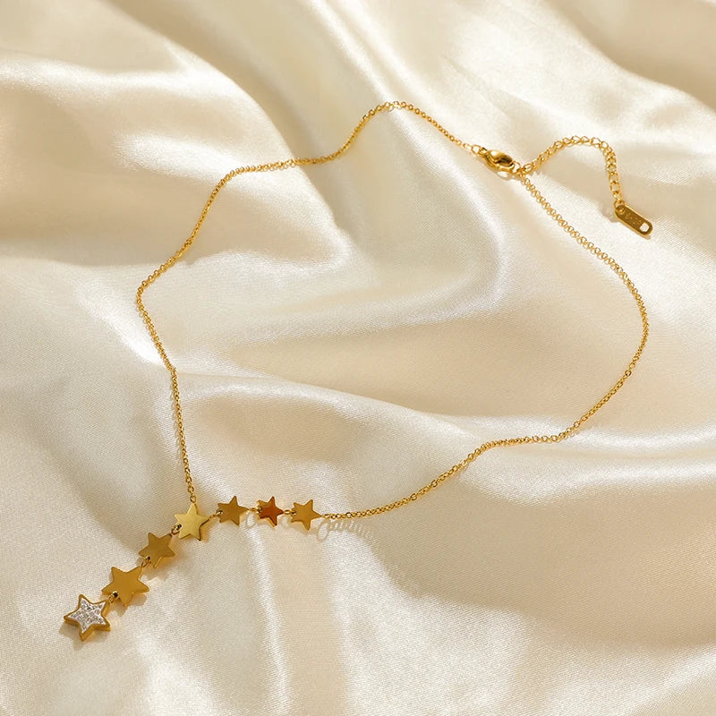 Collier ras du cou EILIECK en acier inoxydable 316L couleur or avec pendentif en perles creuses, inaltérable, idéal pour les cadeaux de fêtes.