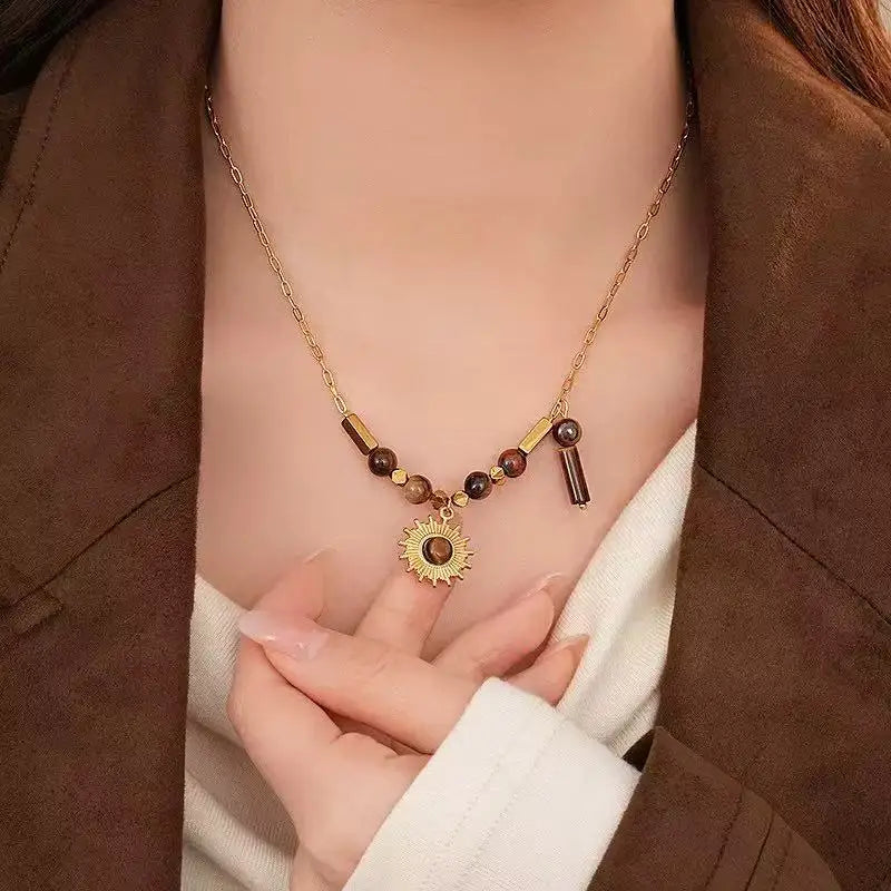 Ensemble collier et bracelet pendentif vintage en acier inoxydable 316L marron à perles, tendance pour femme, cadeau original et étanche.