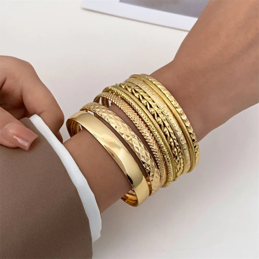 Bracelets tendance en acier inoxydable pour femmes et hommes, style torsadé, couleur or et argent, bijoux tendance streetwear gothiques, idées cadeaux.