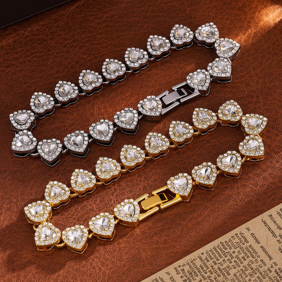 ZAKOL Lot de 3 bracelets en acier inoxydable brillants en forme de cœur, ornés de strass, style hip-hop rock, à empiler. Bijoux tendance.