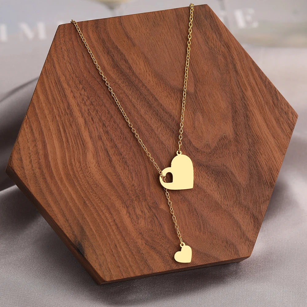 Colliers en acier inoxydable avec pendentifs en forme de cœur, chaînes et breloques, ras-de-cou tendance pour femmes, bijoux de mariage et cadeaux pour jeunes filles