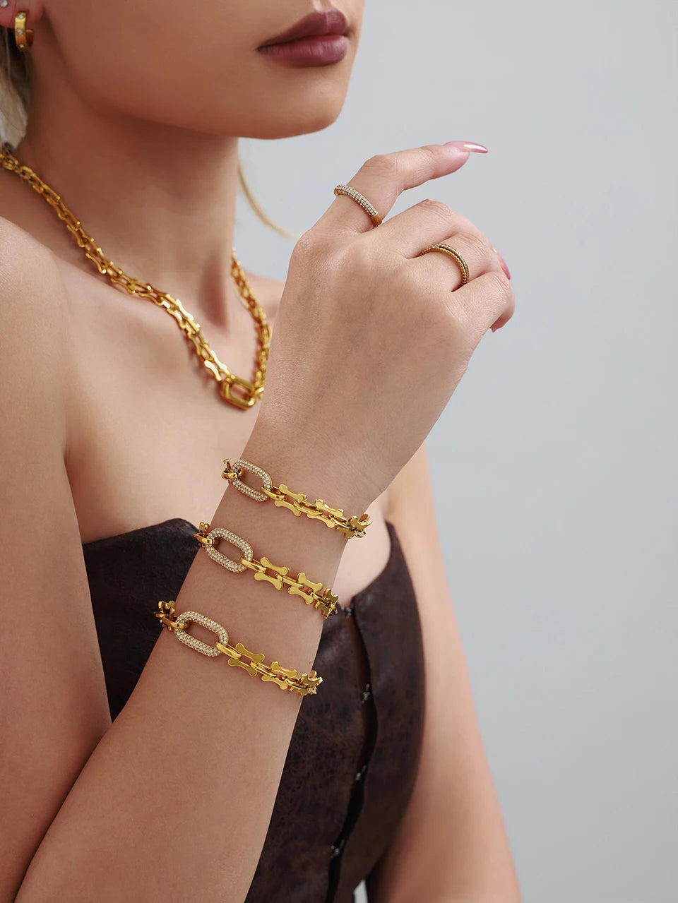 Ensemble collier et bracelet à grosse chaîne style rock hip-hop en acier inoxydable plaqué or 18 carats avec pendentif, pour femme