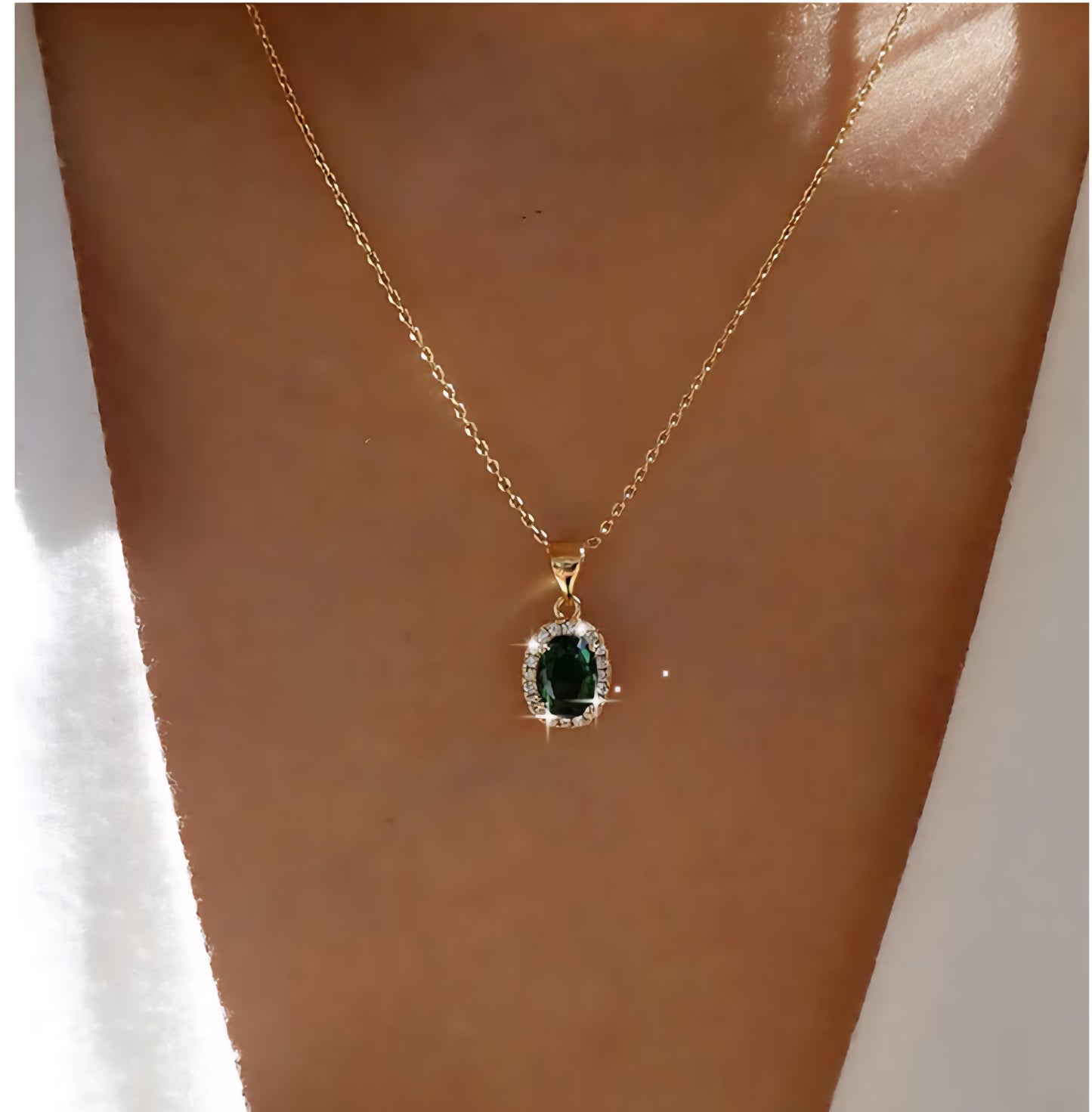 Parure de bijoux en acier inoxydable avec des pierres en émeraude vertes