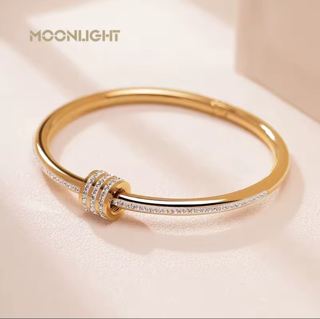 Bracelet a perles blanches